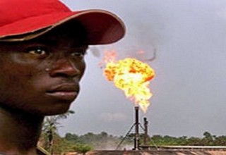 Tchad: dans le collimateur de la communauté internationale, Idriss Déby cesse de réclamer les 44 700 milliards FCFA et brade le pétrole de Doba jusqu’à 2050