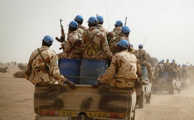 Les autorités tchadiennes accusées d’avoir détourné les salaires, primes et indemnisations des casques bleus engagés au Mali