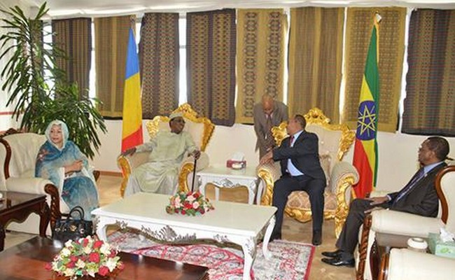 Tchad: Idriss Déby s’envole pour Addis Abeba, laissant derrière lui un pays au bord de l’implosion sociale