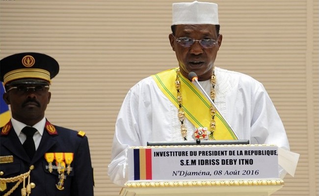 Fin du bras de fer entre le gouvernement et les syndicats au Tchad: Idriss Déby pourra désormais faire tranquillement sa réforme constitutionnelle pour avoir un septennat après 28 ans de pouvoir