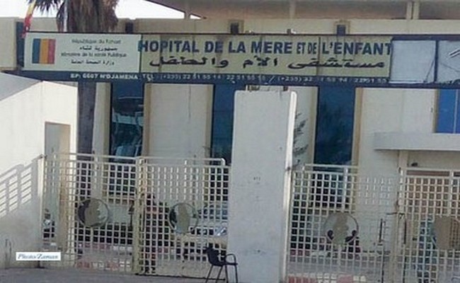 Au Tchad, écoles, universités, hôpitaux, tribunaux … fermés depuis 2 semaines, mais Idriss Déby est parti en vacances dans son village