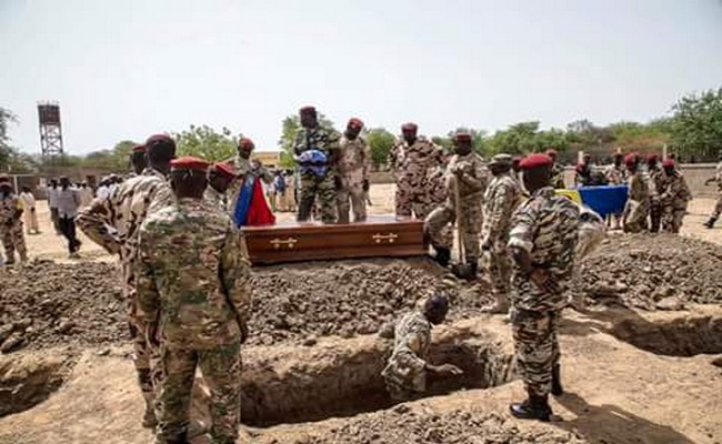 Au moins 8 casques bleus tchadiens tués et 19 autres blessés à Aguelhok dans le nord du Mali