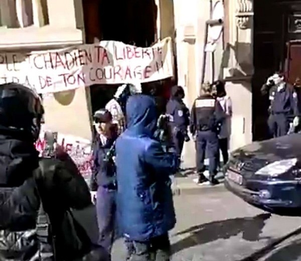 L’ambassade du Tchad à Paris saccagée par des jeunes migrants