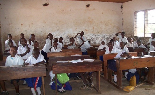 Au Tchad, 2648 enseignants suspendus et 167 établissements fermés à la veille de la rentrée scolaire