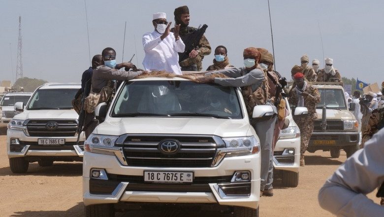 Au Tchad, le Maréchal Idriss Déby assigne ses opposants à résidence et part en campagne présidentielle dans le sud du pays