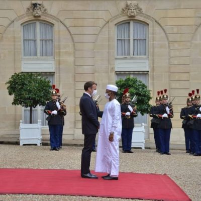 Le PCMT Mahamat Idriss Déby va-t-il accompagner le président français Emmanuel Macron au Mali ?